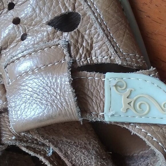 Magical Shoes First Walking Shoes Girls & Boys Soft Kids Shoes Barefoot sz 20 - Picture 4 of 16